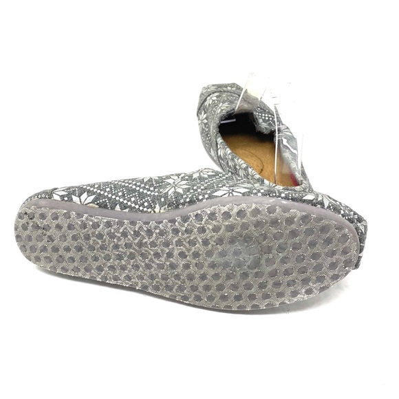 Toms - Picture 3 of 7